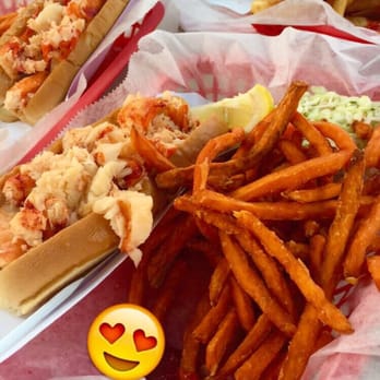 Bill's Seafood Restaurant - Best lobster rolls around - Seafood Near Me - Westbrook, Connecticut