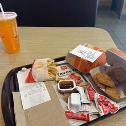McDonald's - Nuggets small fry quarter pounder with cheese and a drink