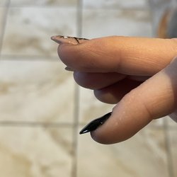 Bella nails - Lumpy nails