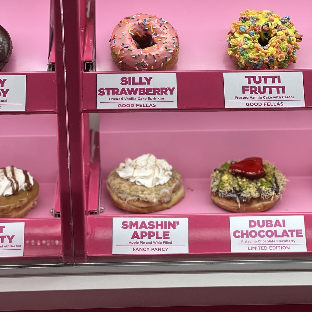 Pinkbox Doughnuts - Donuts Near Me - Laughlin, Nevada Pinkbox Doughnuts - Donuts Near Me - Laughlin, Nevada