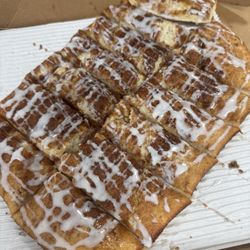 Fox's Pizza Den - Cinnamon Sticks
