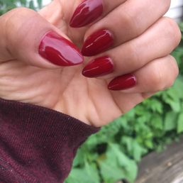 Thumb nail is wrinkle on both hands Thumb nail is wrinkle on both hands