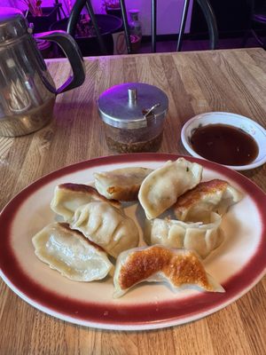 Twin Dragon Restaurant by null