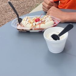 Little Rox's Ice Cream Shop