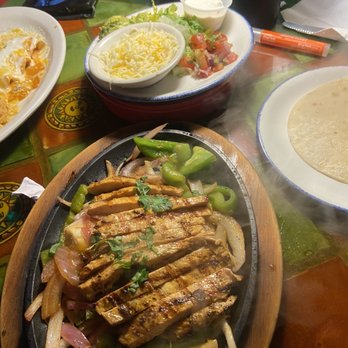 Tijuana Taxi Co - Chicken fajitas - Tex-Mex Near Me - Davie, Florida Tijuana Taxi Co - Chicken fajitas - Tex-Mex Near Me - Davie, Florida