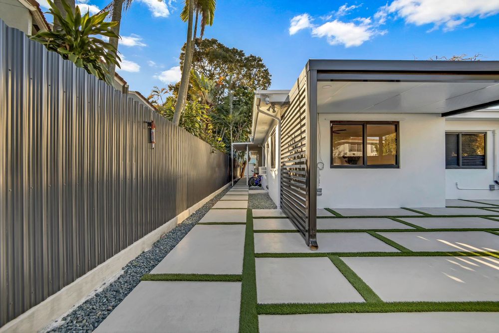 Slide of Modernize Green Solutions