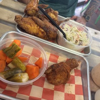 BirdHouse - Honey butter chicken, coleslaw, pickles - Chicken Shop Near Me - Page, Arizona
