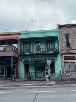 Warren's Inn by null