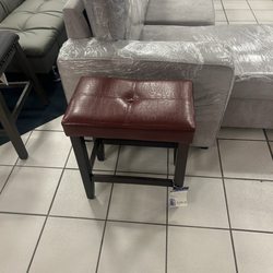 Furniture Mall - Small chair i tried to get for 40 or 50 bucks, bet i can find a better one at good will