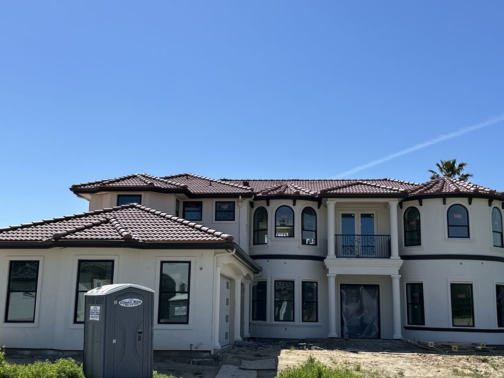 Slide of Art’s Roofing