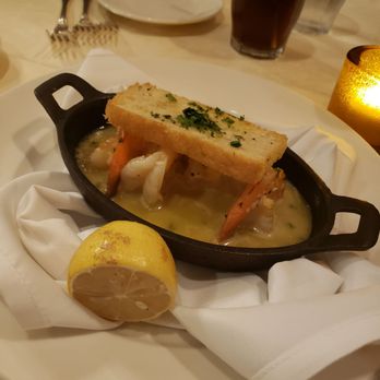 Mama Della's Ristorante - Gamberi Scampi - Italian Near Me - Orlando, Florida Mama Della's Ristorante - Gamberi Scampi - Italian Near Me - Orlando, Florida