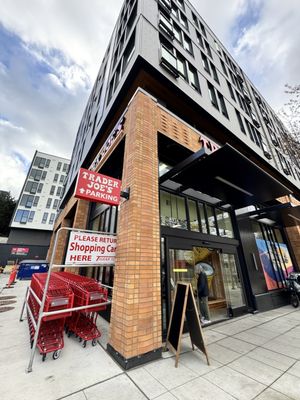 Trader Joe's by null