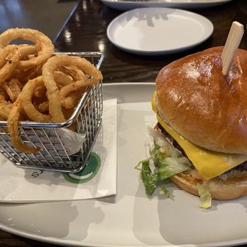 Wahlburgers - Burgers Near Me - St. Charles, Illinois