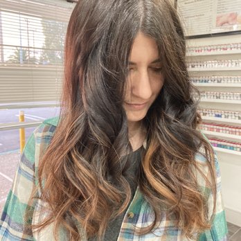 Timeless Tresses Lounge  - Makeup Artists Near Me - Huntington Beach , California