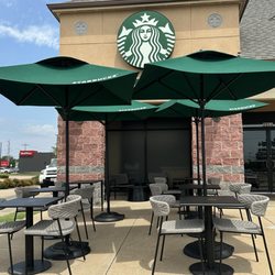 Starbucks - Outside