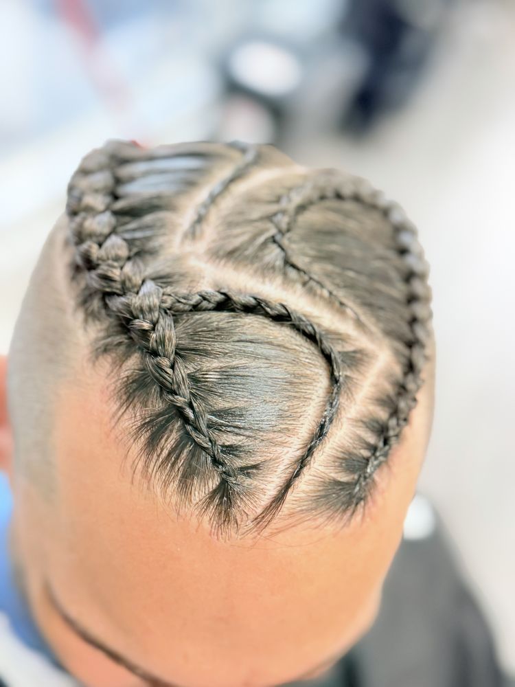True Artist Barbershop Logo