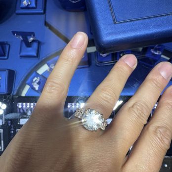 Sino Fine Jewelry - Engagement ring - Jewelry Near Me - Boca Raton, Florida Sino Fine Jewelry - Engagement ring - Jewelry Near Me - Boca Raton, Florida