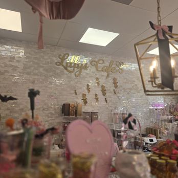 Lilly’s Cafe - Decor for halloween - Cafes Near Me - East Los Angeles, California Lilly’s Cafe - Decor for halloween - Cafes Near Me - East Los Angeles, California