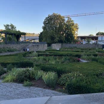 Kurfürstliches Schloss - Gardens - Castles Near Me - Koblenz, RP