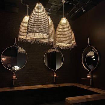 Valedor - Interior - Cocktail Bars Near Me - Chicago, Illinois