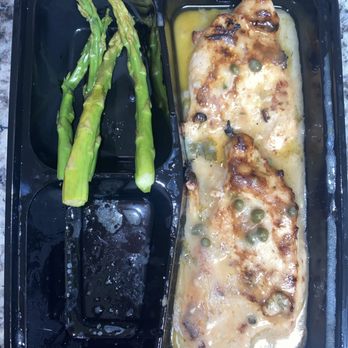 Frugatti's - Chicken Piccata substituted potatoes with asparagus (and I ate the mushrooms already ) - Italian Near Me - Bakersfield, California Frugatti's - Chicken Piccata substituted potatoes with asparagus (and I ate the mushrooms already ) - Italian Near Me - Bakersfield, California
