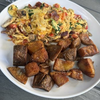 Shorefyre Beach Bar & Grill - scramble - Breakfast & Brunch Near Me - Honolulu, Hawaii Shorefyre Beach Bar & Grill - scramble - Breakfast & Brunch Near Me - Honolulu, Hawaii