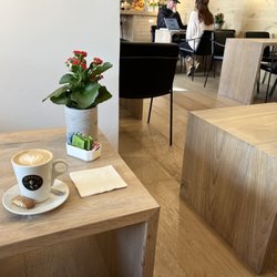 Treff Cafe - Cafe latte