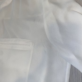Bee Organic Dry Cleaners - Black stains were not removed from my blouse - Dry Cleaning Near Me - Los Angeles, California Bee Organic Dry Cleaners - Black stains were not removed from my blouse - Dry Cleaning Near Me - Los Angeles, California