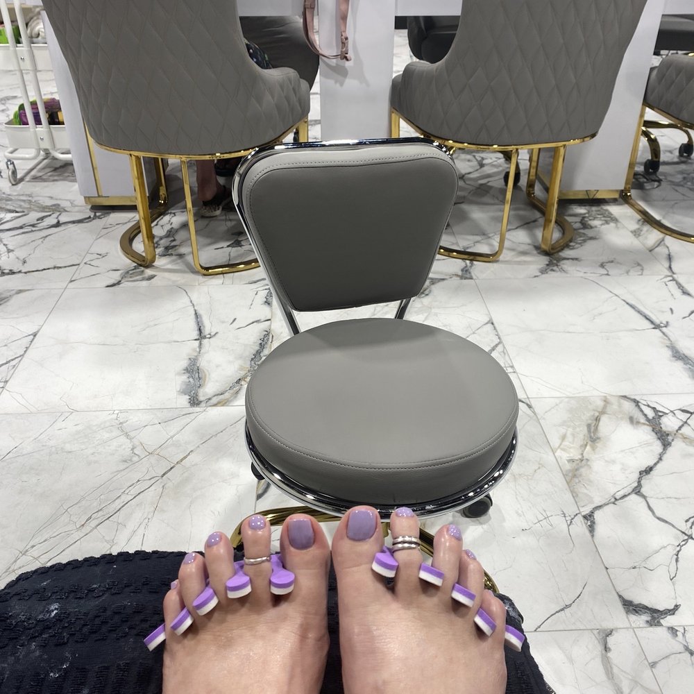 Nails On Neil - Purple toes - Nail Salons Near Me - Columbus, Ohio Nails On Neil - Purple toes - Nail Salons Near Me - Columbus, Ohio