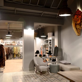 Thanx God I'm A V.I.P - Used, Vintage & Consignment Near Me - Paris, 75 Thanx God I'm A V.I.P - Used, Vintage & Consignment Near Me - Paris, 75