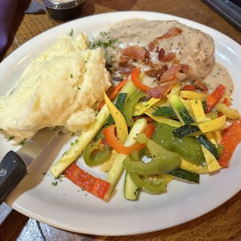 Magic Time Machine - Chicken fried chicken - American Near Me - San Antonio, Texas Magic Time Machine - Chicken fried chicken - American Near Me - San Antonio, Texas