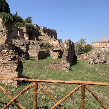 Foro Romano - Landmarks & Historical Buildings Near Me - Rome, RM
