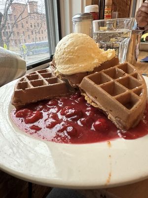 Sneakers Bistro by null