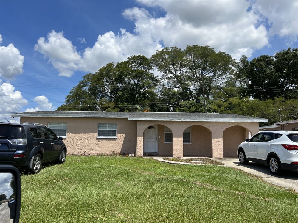 Slide of Parlament Roofing and Construction