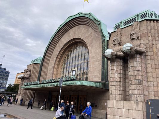 Helsingin päärautatieasema by null