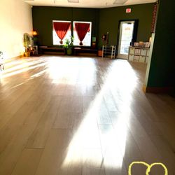 Barefoot Yoga Studio - Davis Studio