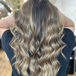 Ultima Bellezza Salon - My first custom color with Jesse, exactly like the reference photo I showed her!