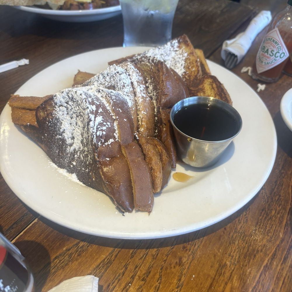 Famous Toastery - Stuffed French Toast - Breakfast & Brunch Near Me - Charlotte, North Carolina Famous Toastery - Stuffed French Toast - Breakfast & Brunch Near Me - Charlotte, North Carolina