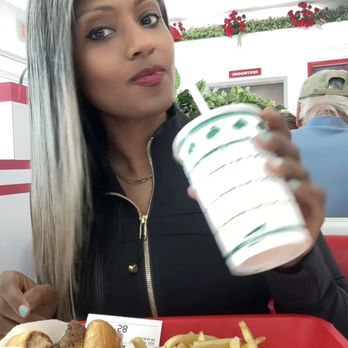In-N-Out Burger - Double burger, fries and shake - Burgers Near Me - Sacramento, California In-N-Out Burger - Double burger, fries and shake - Burgers Near Me - Sacramento, California