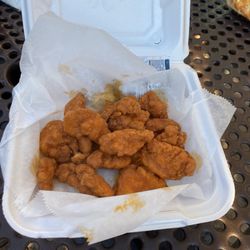 Slice Pizzeria - Boneless wings