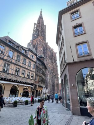 Cathédrale Notre-Dame-de-Strasbourg by null
