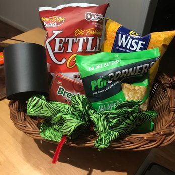 Whiteville Florist - A $100 used basket and used bow for my husband. Wrong day. Crappy snacks. - Florists Near Me - Whiteville, North Carolina Whiteville Florist - A $100 used basket and used bow for my husband. Wrong day. Crappy snacks. - Florists Near Me - Whiteville, North Carolina