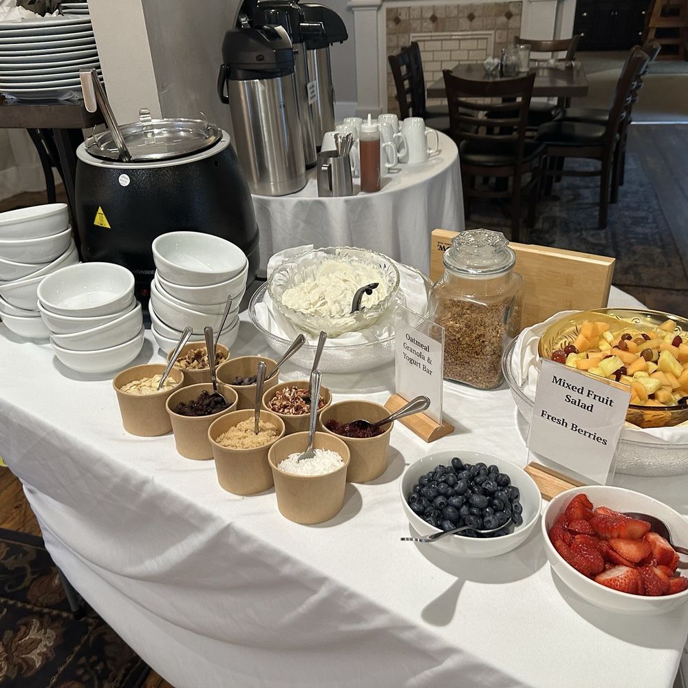 Landing & Main - Brunch - Oatmeal and yogurt bar with tons of toppings and fruit - Seafood Near Me - Deep River, Connecticut