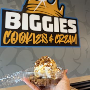 BIGGIES Cookies & Cream - Desserts Near Me - Peoria, Arizona BIGGIES Cookies & Cream - Desserts Near Me - Peoria, Arizona
