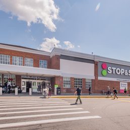Exterior photo of Stop & Shop - Litchfield, Connecticut Exterior photo of Stop & Shop - Litchfield, Connecticut