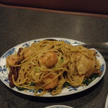 China Palace - Combo lo mein - Chinese Near Me - Omaha, Nebraska China Palace - Combo lo mein - Chinese Near Me - Omaha, Nebraska