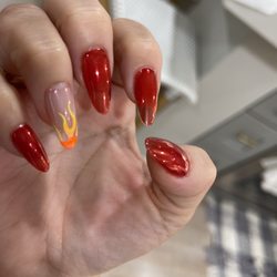 Grand Nail Salon
