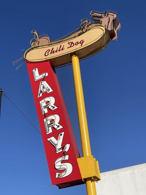 Larry's Chili Dog by null