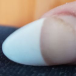 Happy Nails - Dirt not cleaned out before new fill....