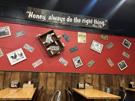 Joella's Hot Chicken - Lexington by null